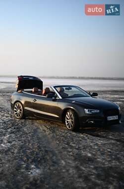 Кабриолет Audi A5 2014 в 