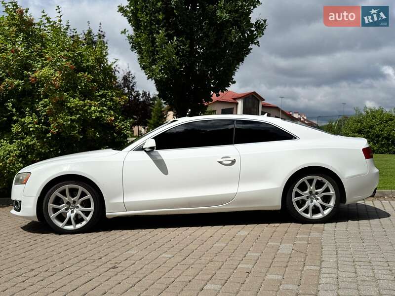 Купе Audi A5 2011 в Львове