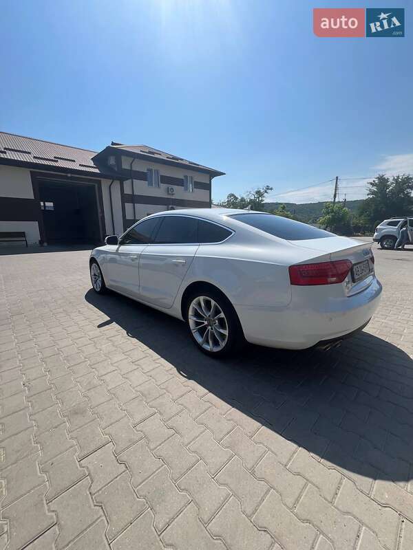 Лифтбек Audi A5 2015 в Могилев-Подольске
