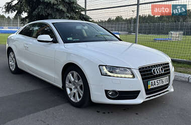 Купе Audi A5 2010 в 