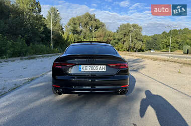 Купе Audi A5 2017 в 