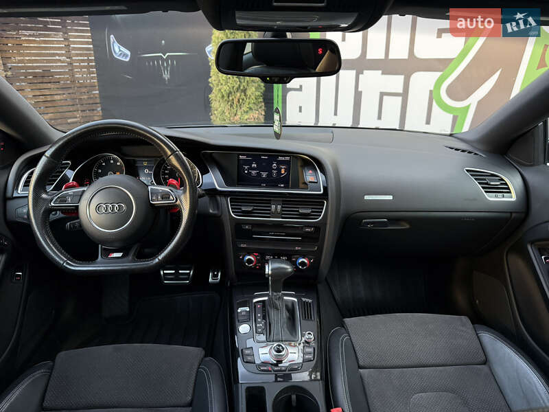 Купе Audi A5 2015 в Киеве