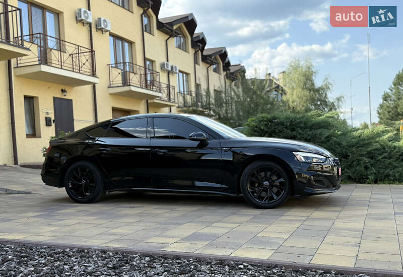 Лифтбек Audi A5 2020 в Киеве