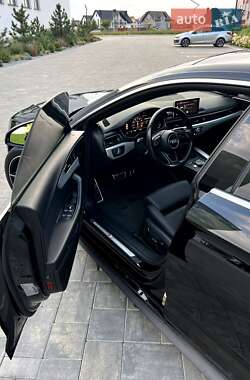 Лифтбек Audi A5 2017 в 