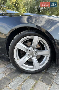 Купе Audi A5 2010 в 