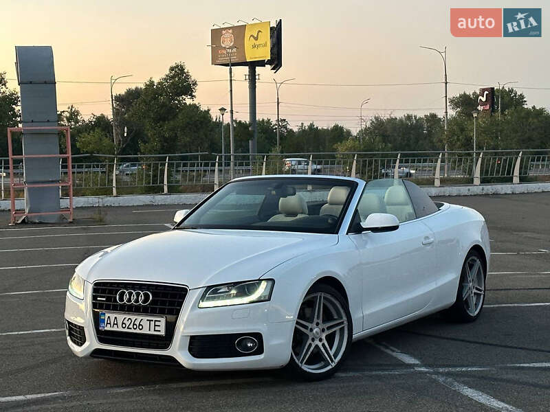 Кабриолет Audi A5 2010 в Киеве