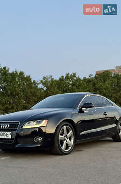 Купе Audi A5 2010 в 