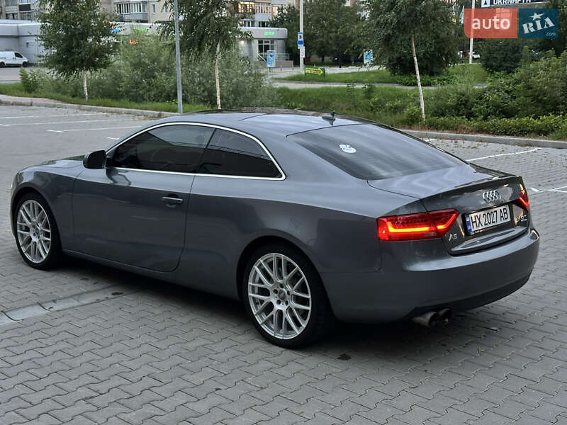 Купе Audi A5 2012 в Хмельницком