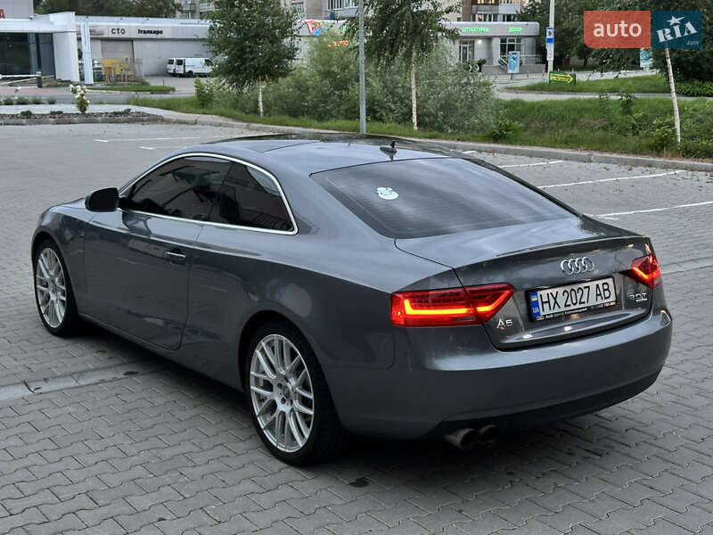 Купе Audi A5 2012 в Хмельницком