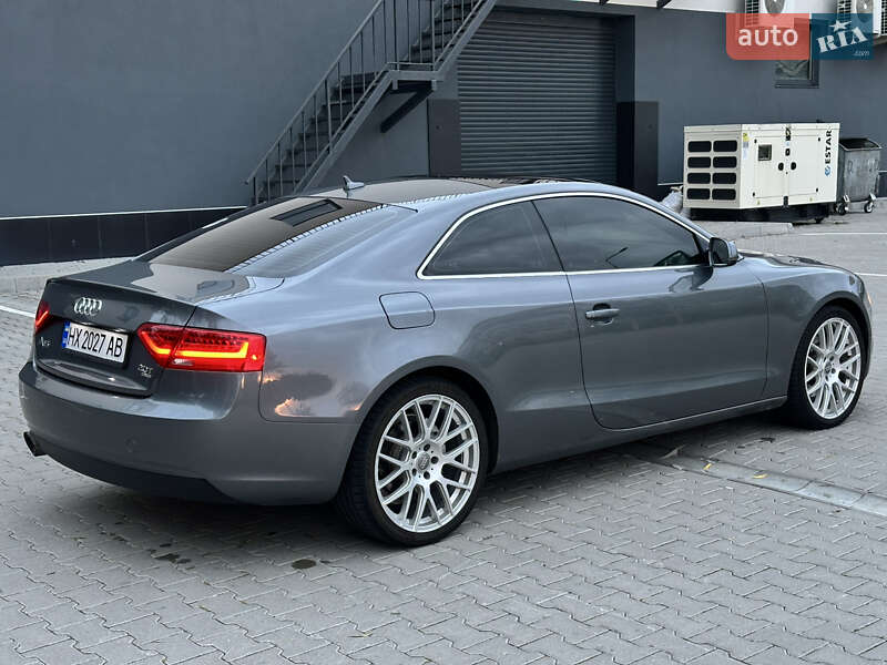 Купе Audi A5 2012 в Хмельницком