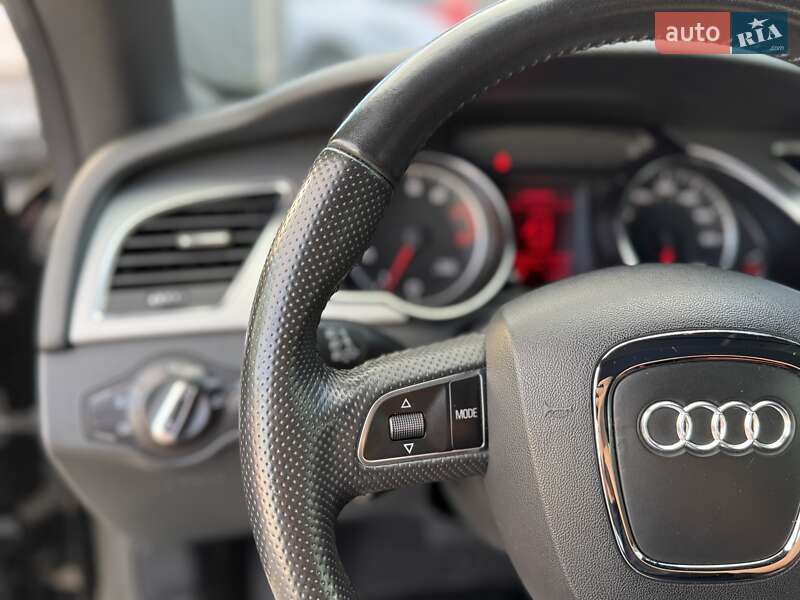 Кабриолет Audi A5 2011 в Киеве