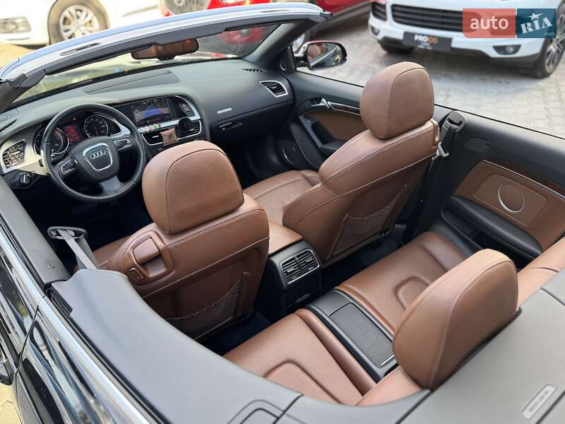 Кабриолет Audi A5 2011 в Киеве