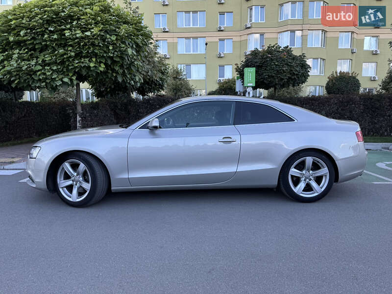 Купе Audi A5 2012 в Киеве