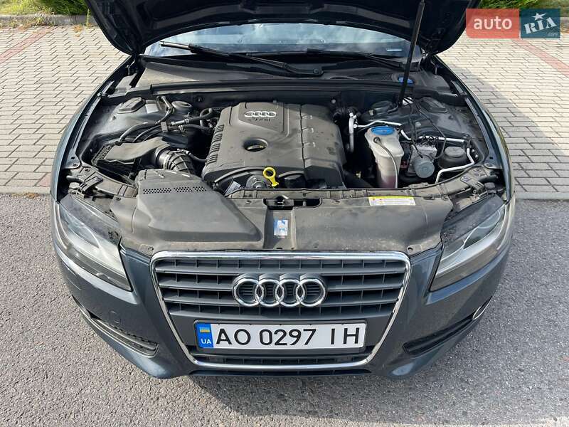 Кабриолет Audi A5 2010 в Ужгороде