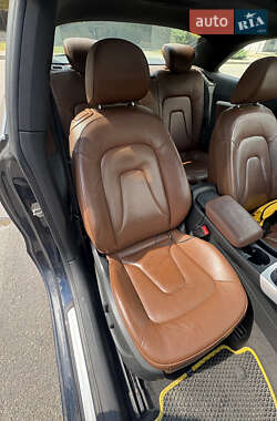 Купе Audi A5 2011 в 
