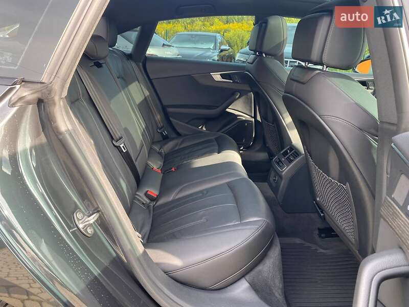 Лифтбек Audi A5 2019 в Львове