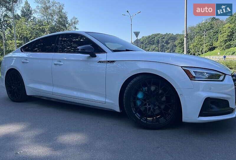 Купе Audi A5 2018 в Киеве
