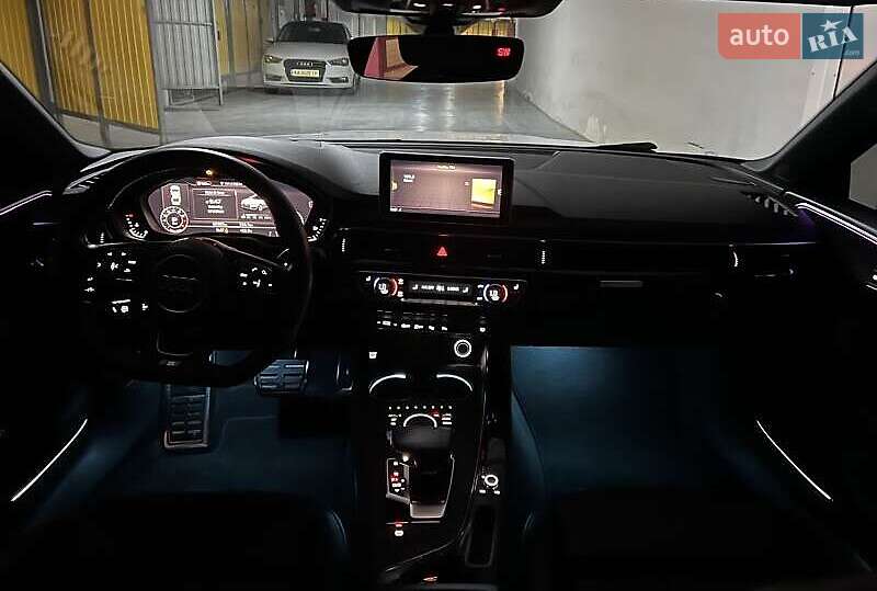 Купе Audi A5 2018 в Киеве