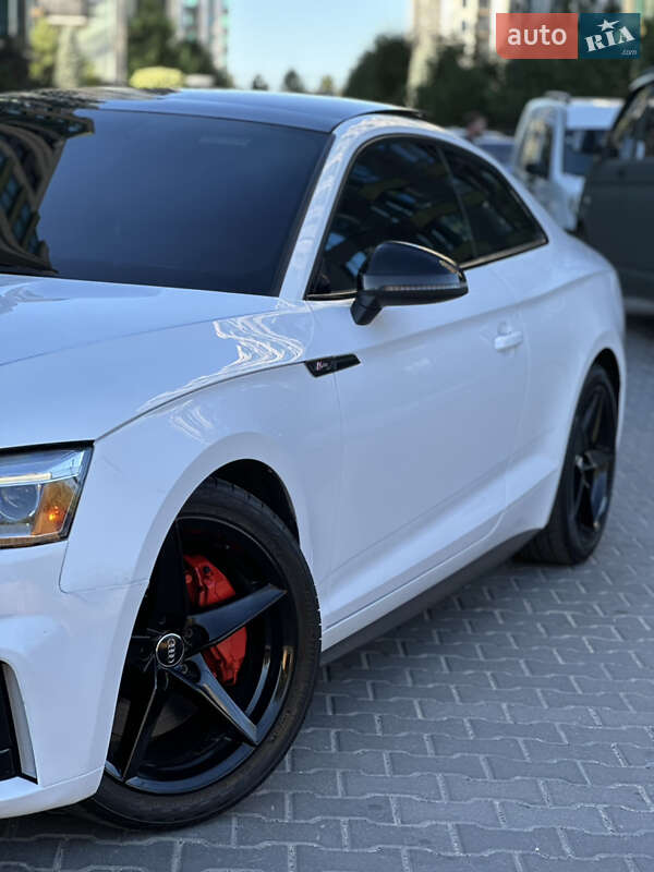 Купе Audi A5 2017 в Киеве