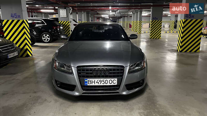 Купе Audi A5 2010 в 
