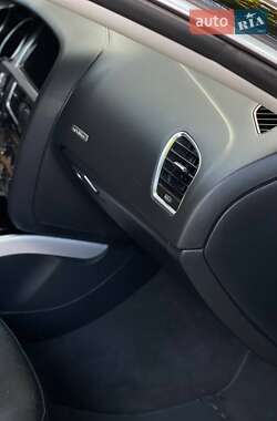 Купе Audi A5 2011 в 
