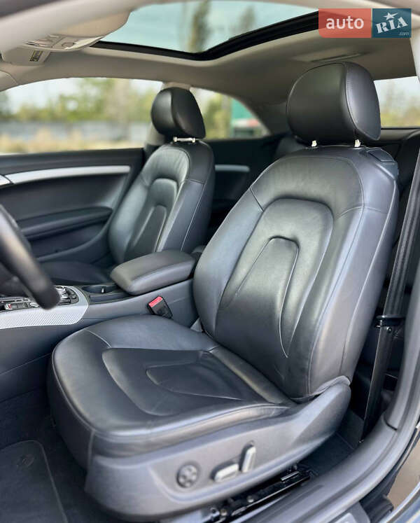 Купе Audi A5 2013 в Днепре