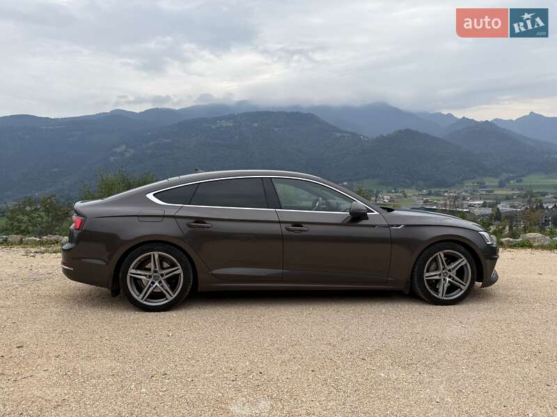 Купе Audi A5 2017 в Киеве