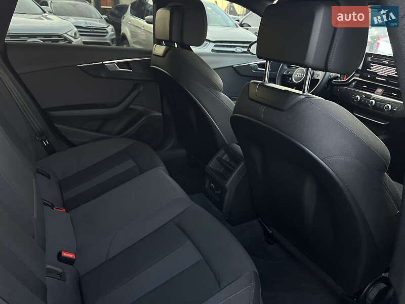Ліфтбек Audi A5 2023 в Львові