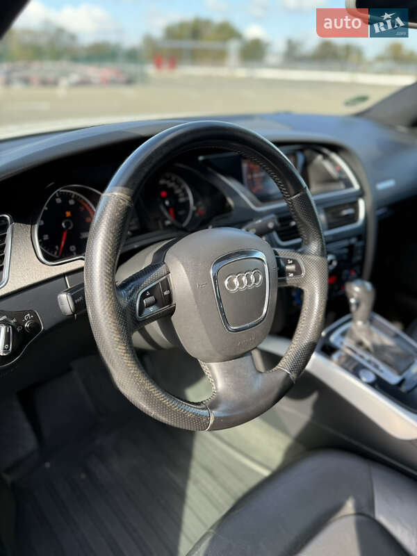 Купе Audi A5 2011 в Киеве