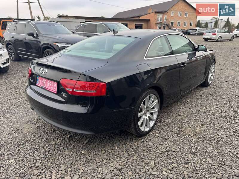 Купе Audi A5 2011 в Луцке