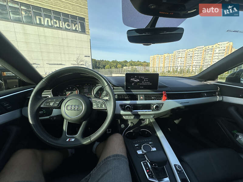 Купе Audi A5 2019 в Львове