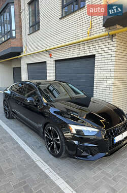Ліфтбек Audi A5 2022 в 