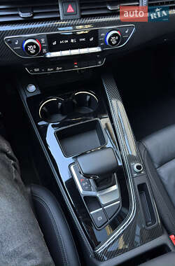 Ліфтбек Audi A5 2022 в 