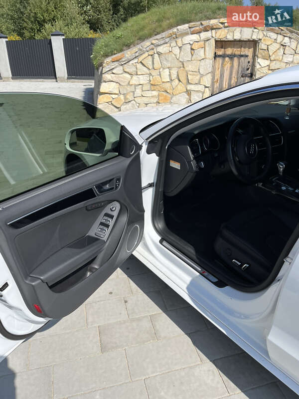 Купе Audi A5 2014 в Новояворовске