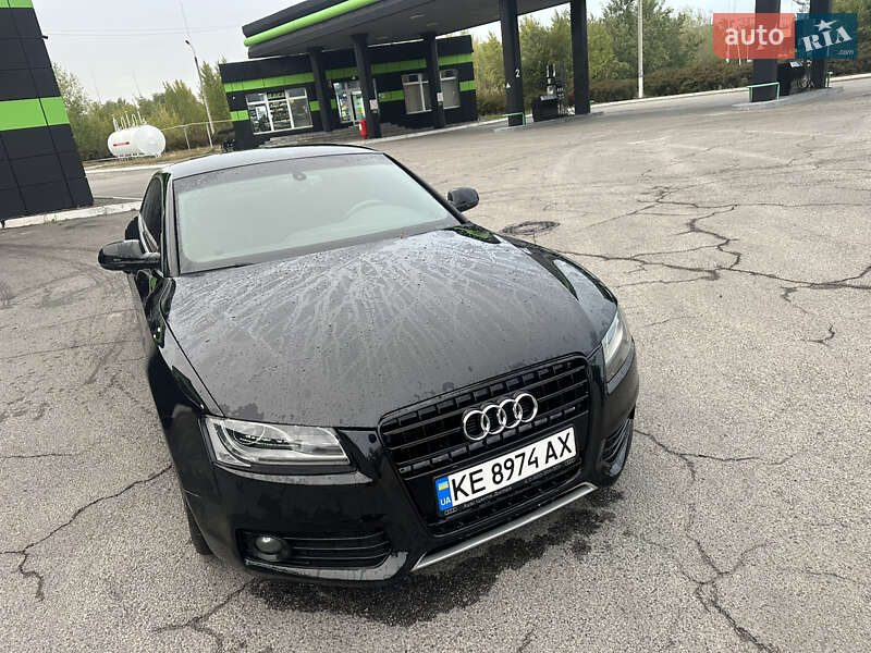 Купе Audi A5 2010 в Днепре