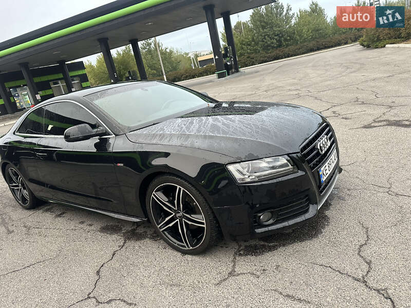 Купе Audi A5 2010 в Днепре