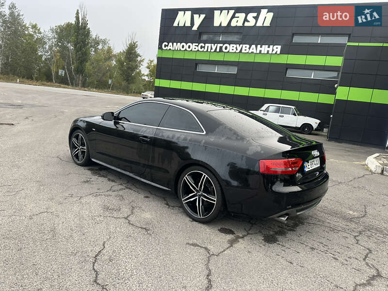 Купе Audi A5 2010 в Днепре