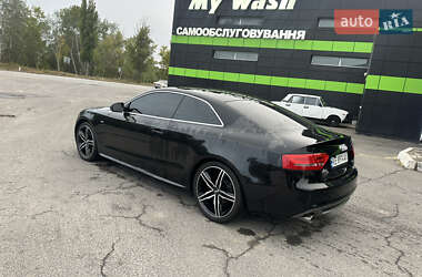 Купе Audi A5 2010 в 