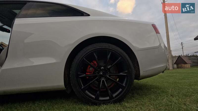 Купе Audi A5 2013 в Жовкве