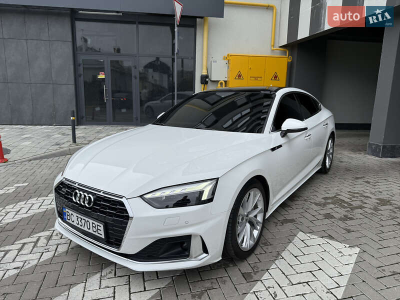 Ліфтбек Audi A5 2020 в 