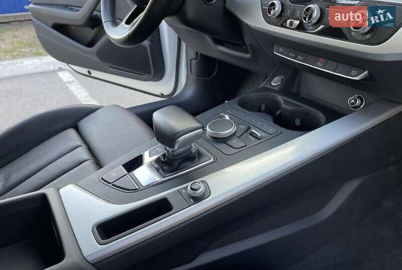 Купе Audi A5 2017 в 