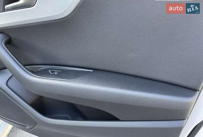 Купе Audi A5 2017 в Киеве