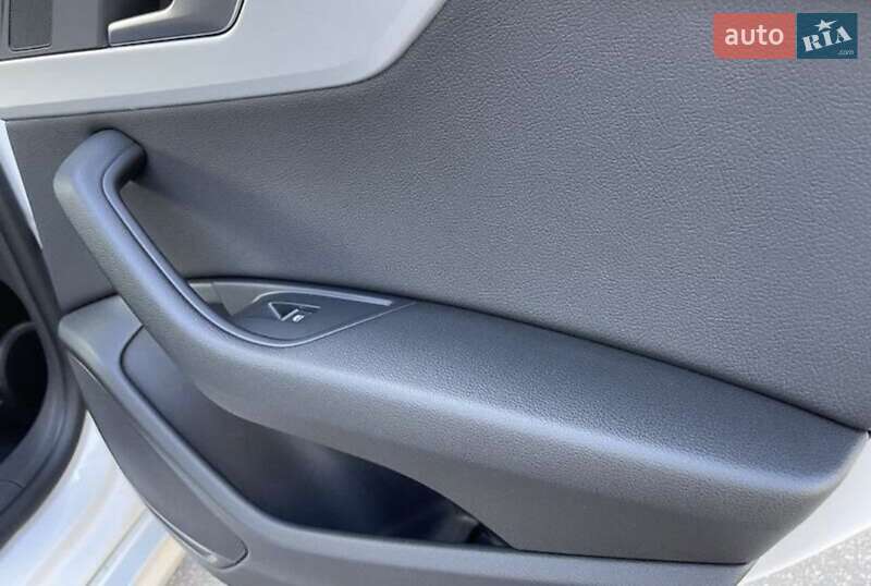 Купе Audi A5 2017 в Киеве