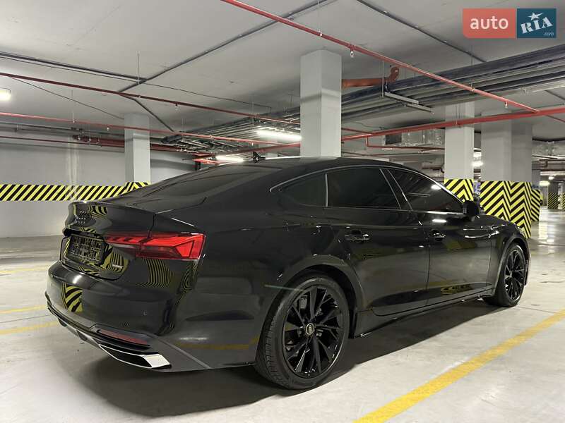 Лифтбек Audi A5 2022 в Одессе