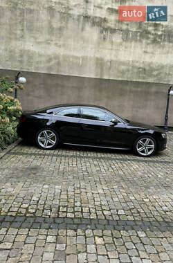 Купе Audi A5 2011 в 