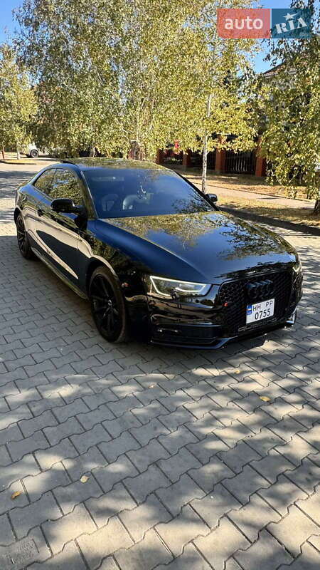Купе Audi A5 2015 в 