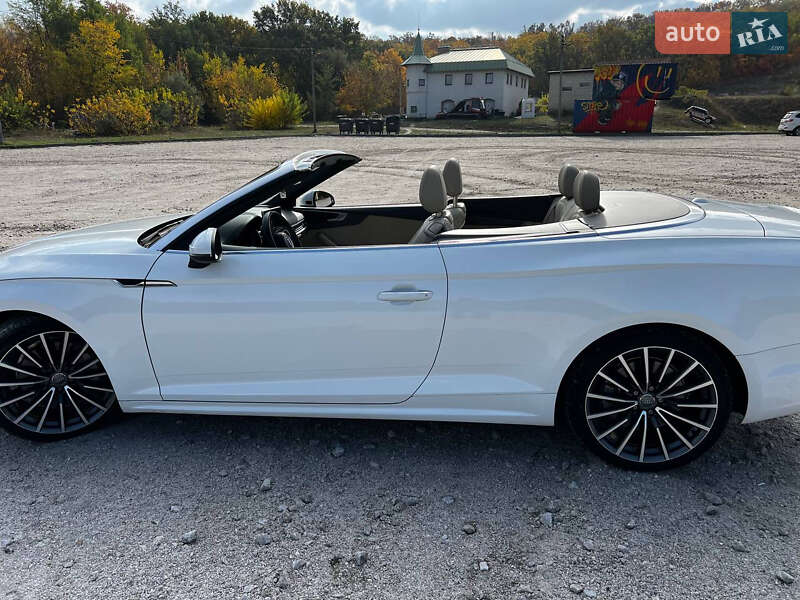 Кабриолет Audi A5 2017 в Киеве