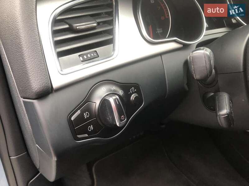Купе Audi A5 2009 в Петропавловской Борщаговке