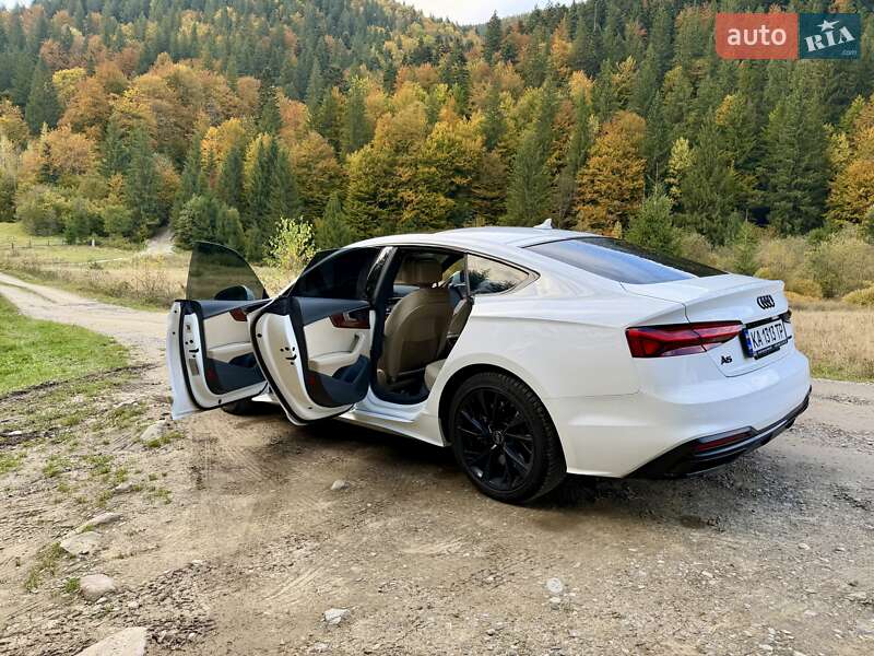 Лифтбек Audi A5 2020 в Киеве