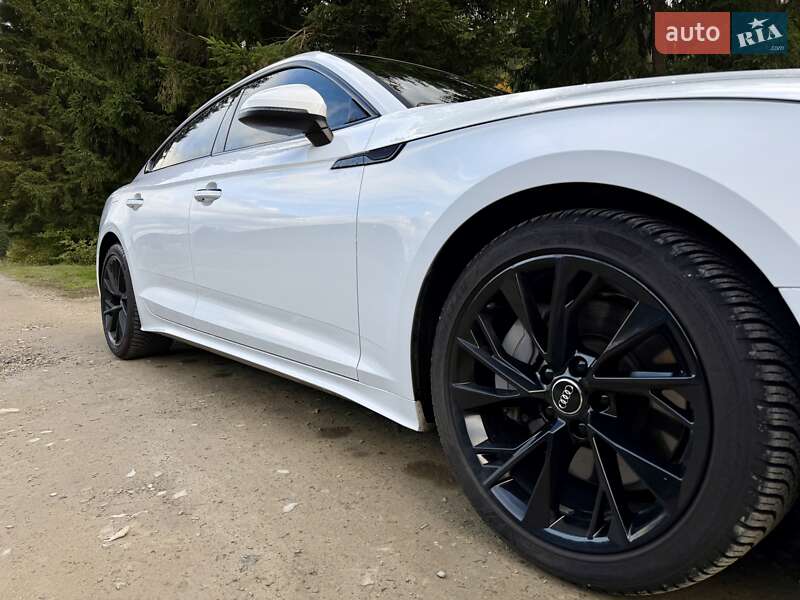 Лифтбек Audi A5 2020 в Киеве